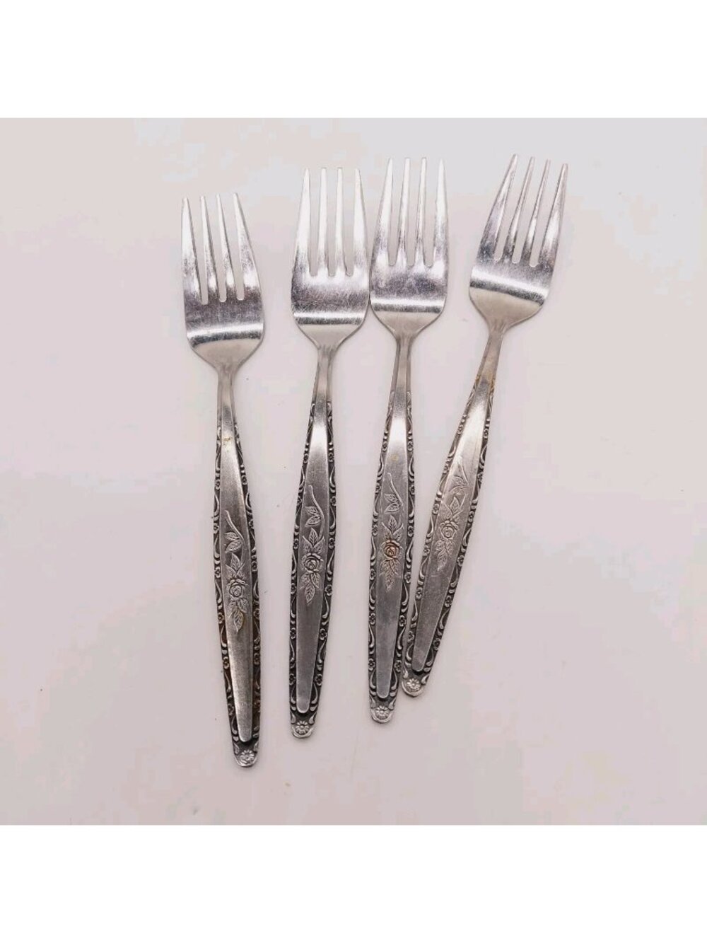 T & N Stainless Rose Forks Lot Of 4 Satin Black Accent 6" T&N